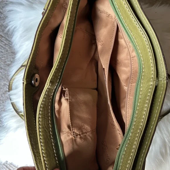 Fossil Vintage Olive Green Leather Shoulder Bag - Picture 9 of 14